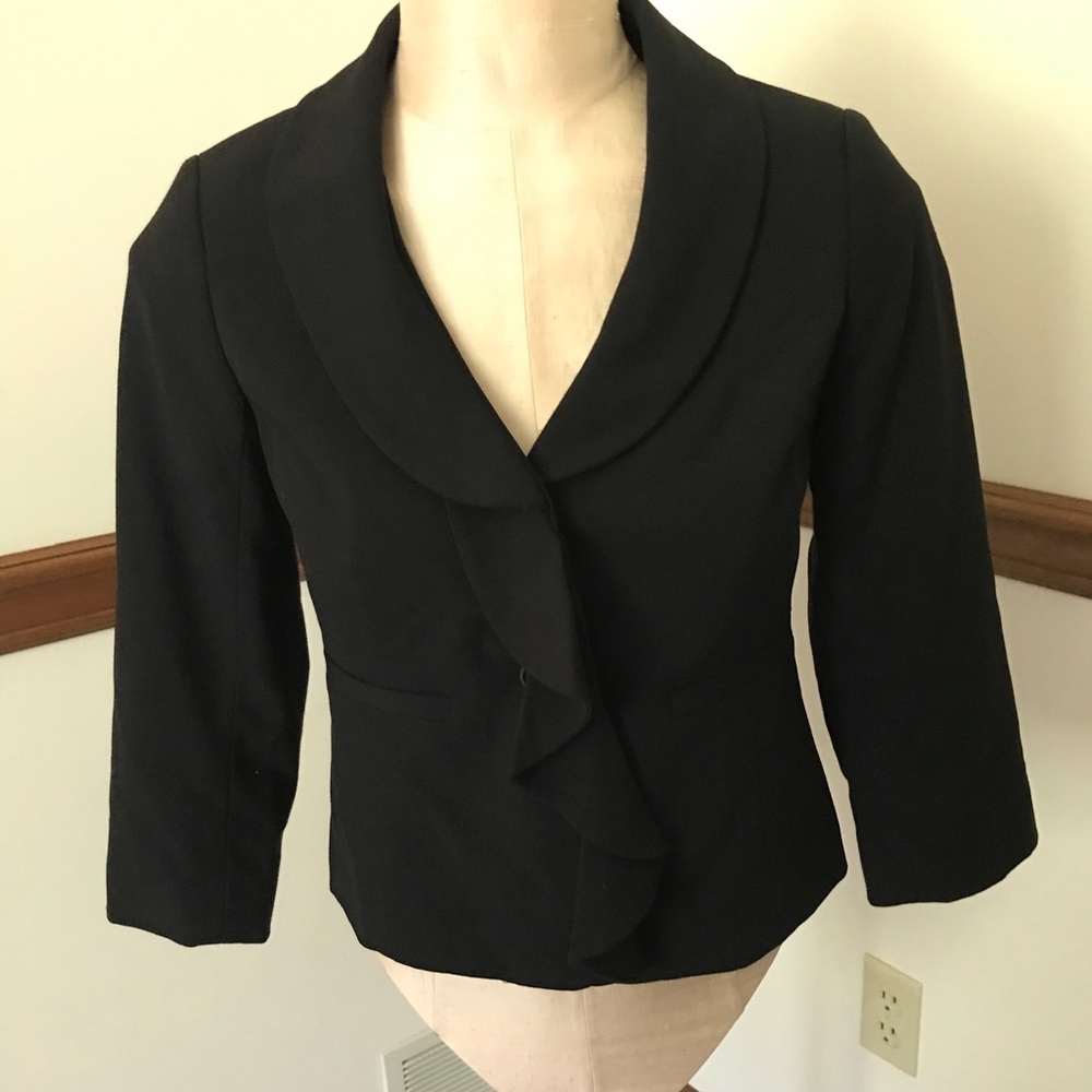 Ann Taylor loft petites ruffle front blazer